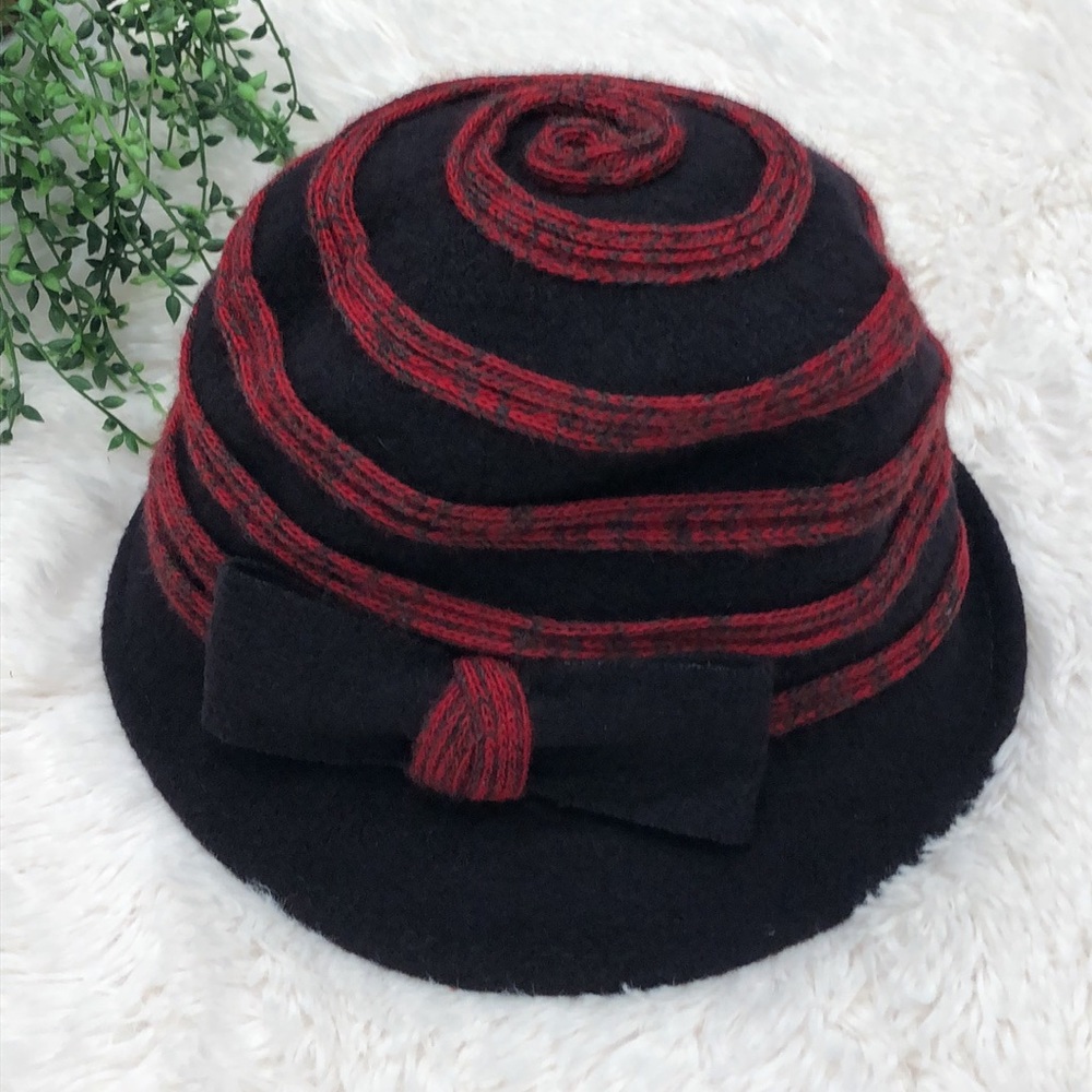 Complit hat - Picture 6 of 10